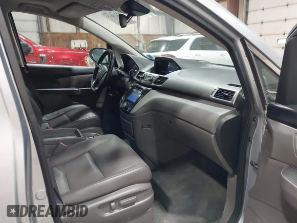 2016 Honda Odyssey EX-L with VIN 5FNRL5H64GB079561, listed as a IAAI auction lot 42176835 with 83,248 mi miles and . Bid and sale history available at carsss.com. Image 5.