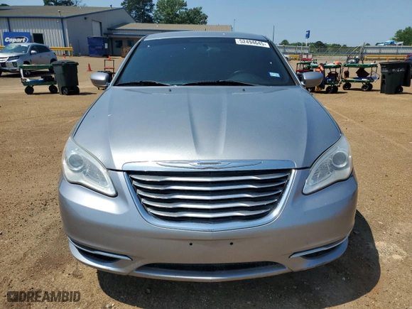 2013 Chrysler 200 Touring with VIN 1C3CCBBB2DN672704, listed as a Copart auction lot 52494645 with 121,926 mi miles and Clean Title. Bid and sale history available at carsss.com. Image 5.