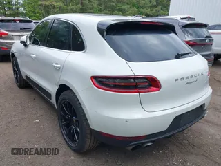 2015 Porsche Macan S z VIN WP1AB2A53FLB65406, wystawiony jako IAAI lot #42202535 z przebiegiem 135 492 mil mil oraz . Historia ofert i sprzedaży dostępna na DreamBid. Obrazek 3.