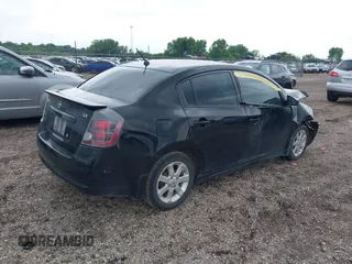 2012 Nissan Sentra 2.0 z VIN 3N1AB6AP0CL646873, wystawiony jako IAAI lot #42375751 z przebiegiem 142 415 mil mil oraz . Historia ofert i sprzedaży dostępna na DreamBid. Obrazek 4.