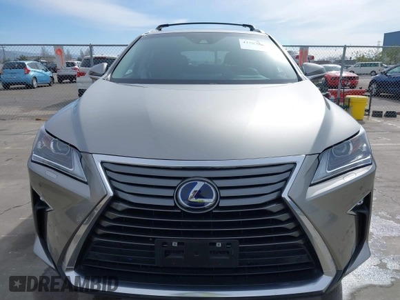 2019 Lexus RX with VIN 2T2BGMCA9KC033583, listed as a IAAI auction lot 41507244 with 67,484 mi miles. Bid and sale history available at carsss.com. Image 12.