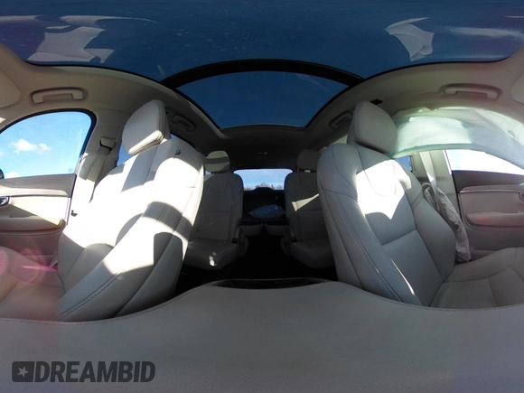 2023 Volvo XC90 Plus with VIN YV4H600N1P1931864, listed as a IAAI auction lot 41441737 with 31,429 mi miles and . Bid and sale history available at DreamBid. Image 18.
