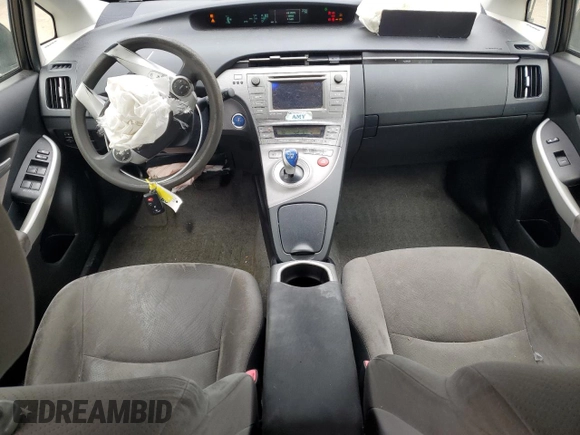 2013 Toyota Prius One z VIN JTDKN3DU6D1647995, wystawiony jako Copart lot #56371735 z przebiegiem 130 154 mil mil oraz Szkoda całkowita • Salvage title. Historia ofert i sprzedaży dostępna na DreamBid. Obrazek 8.