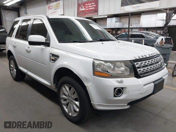 2013 Land Rover LR2 with VIN SALFR2BG6DH338217, listed as a IAAI auction lot 42593902 with 105,943 mi miles and . Bid and sale history available at DreamBid. Image 1.