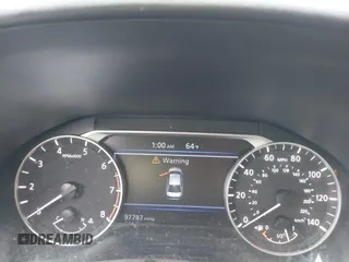 2019 Nissan Altima SR with VIN 1N4BL4CV8KC133935, listed as a IAAI auction lot 41903915 with 97,787 mi miles and . Bid and sale history available at DreamBid. Image 7.