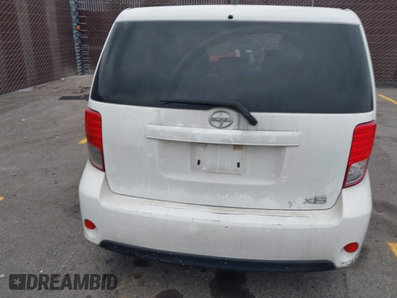 2014 Scion xB with VIN JTLZE4FEXEJ054060, listed as a IAAI auction lot 42096159 with 211,994 mi miles. Bid and sale history available at carsss.com. Image 16.