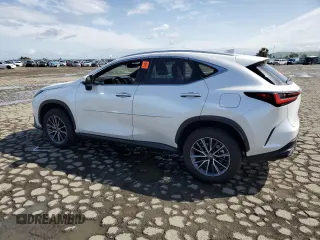 2022 Lexus NX 350h Premium z VIN JTJGKCEZ7N5002255, wystawiony jako Copart lot #51118855 z przebiegiem 22 070 mil mil oraz Szkody całkowita. Historia ofert i sprzedaży dostępna na DreamBid. Obrazek 2.