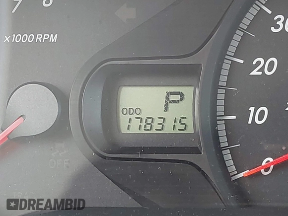 2013 Toyota Sienna LE AAS with VIN 5TDKK3DC1DS382812, listed as a IAAI auction lot 41910799 with 178,315 mi miles and . Bid and sale history available at DreamBid. Image 16.