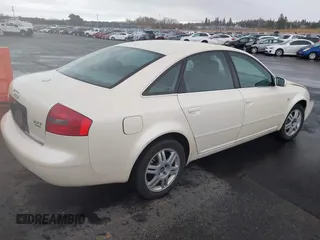 2000 Audi A6 z VIN WAUED24B6YN045067, wystawiony jako IAAI lot #41104622 z przebiegiem 182 126 mil mil oraz . Historia ofert i sprzedaży dostępna na DreamBid. Obrazek 4.