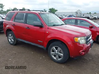 2008 Ford Escape XLT с VIN 1FMCU93138KC92071, выставлен на аукционе IAAI как лот 42489019 с пробегом 161 675 миль миль и . История ставок и продаж доступна на DreamBid. Изображение 1.