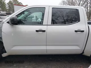 2022 Toyota Tundra 2WD SR with VIN 5TFKB5AB5NX017956, listed as a IAAI auction lot 41612493 with 38,683 mi miles. Bid and sale history available at carsss.com. Image 15.
