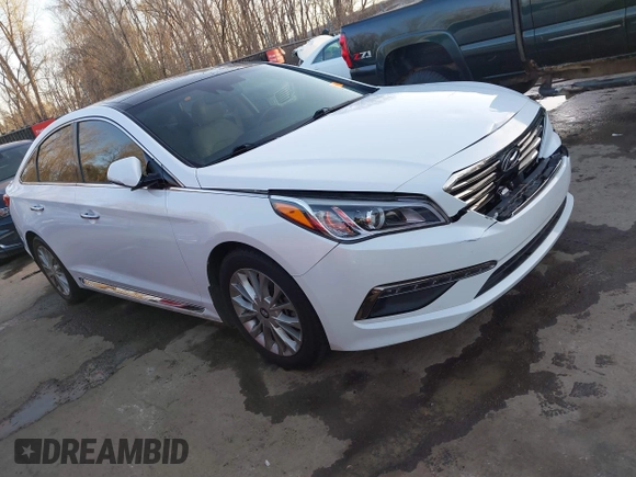 2015 Hyundai Sonata Limited with VIN 5NPE34AF6FH095392, listed as a IAAI auction lot 41813547 with 75,513 mi miles and . Bid and sale history available at carsss.com. Image 1.