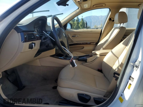 2011 BMW 3 Series 328i with VIN WBAPH5C55BF093378, listed as a Copart auction lot 50389725 with 99,387 mi miles and Salvage Title. Bid and sale history available at carsss.com. Image 7.