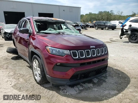 2022 Jeep Compass Latitude with VIN 3C4NJDBB3NT122001, listed as a Copart auction lot 49151555 with 92,165 mi miles and Salvage title. Bid and sale history available at DreamBid. Image 14.