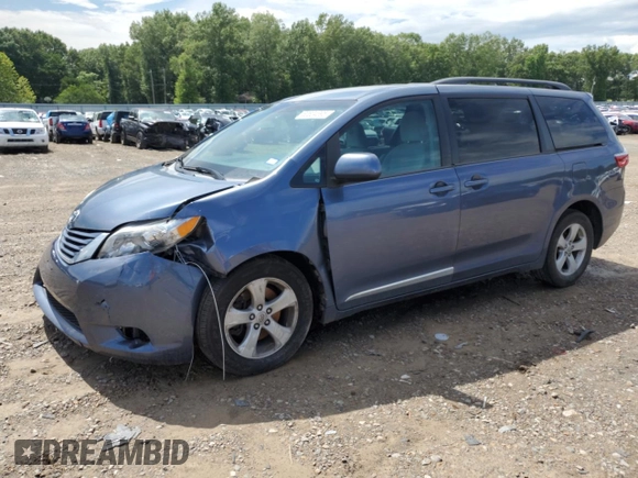2017 Toyota Sienna LE Auto Access Seat with VIN 5TDKZ3DC5HS782583, listed as a Copart auction lot 60624395 with 171,311 mi miles and Salvage title. Bid and sale history available at DreamBid. Image 1.