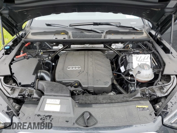 2021 Audi Q5 Premium Plus with VIN WA1BAAFY5M2100978, listed as a Copart auction lot 60649225 with 25,693 mi miles and Salvage title. Bid and sale history available at DreamBid. Image 12.