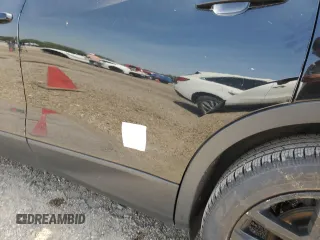 2019 Chevrolet Blazer z VIN 3GNKBDRS1KS664938, wystawiony jako Copart lot #51482625 z przebiegiem Nie podano mil oraz Szkody całkowita. Historia ofert i sprzedaży dostępna na DreamBid. Obrazek 13.