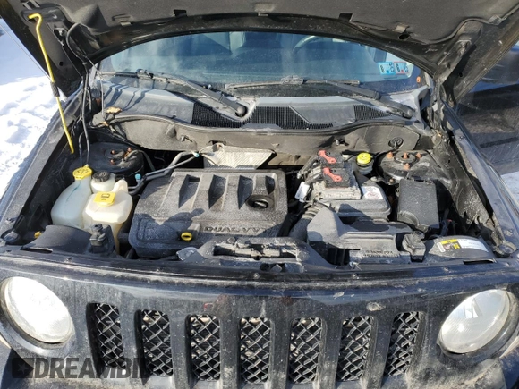 2015 Jeep Patriot Limited z VIN 1C4NJRCB2FD396695, wystawiony jako Copart lot #42388645 z przebiegiem 95 274 mil mil oraz Szkoda całkowita • Salvage title. Historia ofert i sprzedaży dostępna na DreamBid. Obrazek 12.