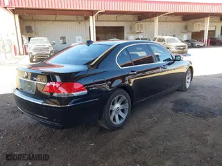 2008 BMW 7 Series 750Li with VIN WBAHN835X8DT83280, listed as a IAAI auction lot 41735528 with 103,464 mi miles. Bid and sale history available at carsss.com. Image 4.