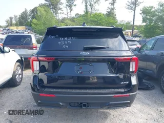 2025 Ford Explorer ST-Line z VIN 1FMUK8KH4SGB39339, wystawiony jako IAAI lot #42122821 z przebiegiem Nie podano mil oraz . Historia ofert i sprzedaży dostępna na DreamBid. Obrazek 15.