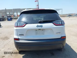 2019 Jeep Cherokee Latitude Plus z VIN 1C4PJLLB9KD232828, wystawiony jako IAAI lot #42373598 z przebiegiem 106 160 mil mil oraz . Historia ofert i sprzedaży dostępna na DreamBid. Obrazek 17.