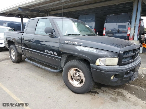 1999 Dodge Ram 1500 with VIN 1B7HC13Z7XJ645761, listed as a Copart auction lot 44845845 with 118,093 mi miles and Clean Title. Bid and sale history available at carsss.com. Image 4.
