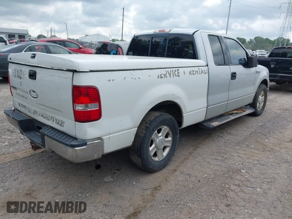 2004 Ford F-150 XL z VIN 1FTPX12594NC24272, wystawiony jako IAAI lot #42630837 z przebiegiem 191 936 mil mil oraz . Historia ofert i sprzedaży dostępna na DreamBid. Obrazek 4.