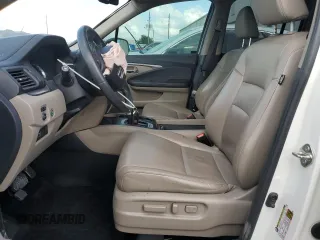 2017 Honda Ridgeline RTL-T z VIN 5FPYK2F69HB007182, wystawiony jako Copart lot #52507175 z przebiegiem 74 956 mil mil oraz Szkody całkowita. Historia ofert i sprzedaży dostępna na DreamBid. Obrazek 7.