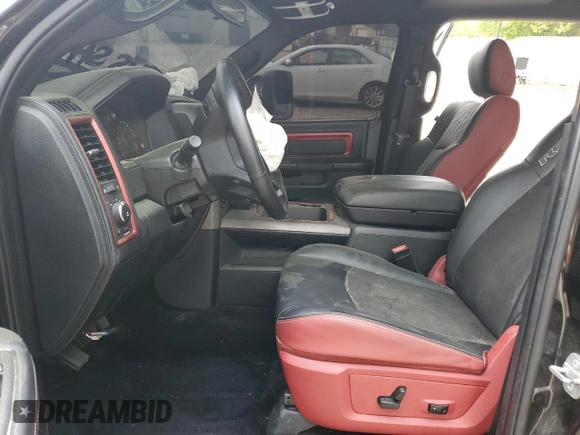 2015 Ram 1500 Rebel z VIN 1C6RR7YT3FS780133, wystawiony jako Copart lot #51484275 z przebiegiem 127 543 mil mil oraz Szkoda całkowita • Salvage title. Historia ofert i sprzedaży dostępna na DreamBid. Obrazek 7.
