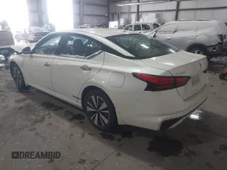 2019 Nissan Altima 2.5 SV with VIN 1N4BL4DV2KC146808, listed as a IAAI auction lot 41573414 with 52,213 mi miles. Bid and sale history available at carsss.com. Image 3.
