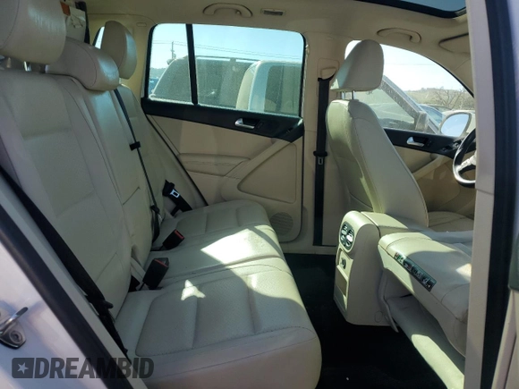 2012 Volkswagen Tiguan SE with VIN WVGAV7AX6CW555896, listed as a Copart auction lot 46454225 with 150,633 mi miles and Salvage Title. Bid and sale history available at DreamBid. Image 11.