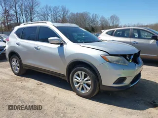 2015 Nissan Rogue S with VIN KNMAT2MV8FP505894, listed as a IAAI auction lot 41809541 with 121,382 mi miles. Bid and sale history available at carsss.com. Image 1.