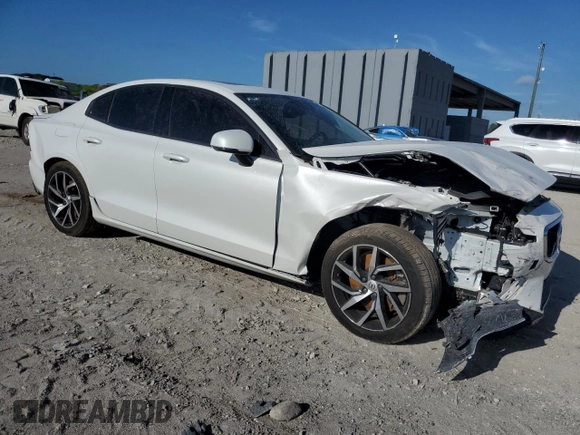 2019 Volvo S60 Momentum with VIN 7JRA22TK9KG017396, listed as a Copart auction lot 70008864 with 63,270 mi miles and Non Repairable. Bid and sale history available at carsss.com. Image 4.