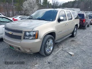 2010 Chevrolet Suburban LTZ with VIN 1GNUCKE05AR173031, listed as a IAAI auction lot 41729084 with 254,790 mi miles and . Bid and sale history available at DreamBid. Image 20.