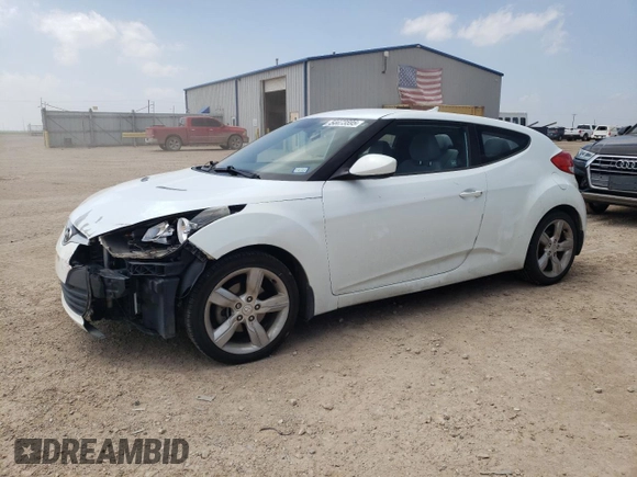 2013 Hyundai Veloster w/Black Int z VIN KMHTC6AD3DU085015, wystawiony jako Copart lot #54473595 z przebiegiem 158 966 mil mil oraz Szkoda całkowita • Salvage title. Historia ofert i sprzedaży dostępna na DreamBid. Obrazek 1.