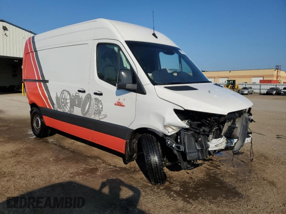 2024 Mercedes-Benz Sprinter Cargo with VIN W1Y4KBHY5RP650864, listed as a Copart auction lot 68945564 with Not Provided miles and Salvage Title. Bid and sale history available at carsss.com. Image 4.