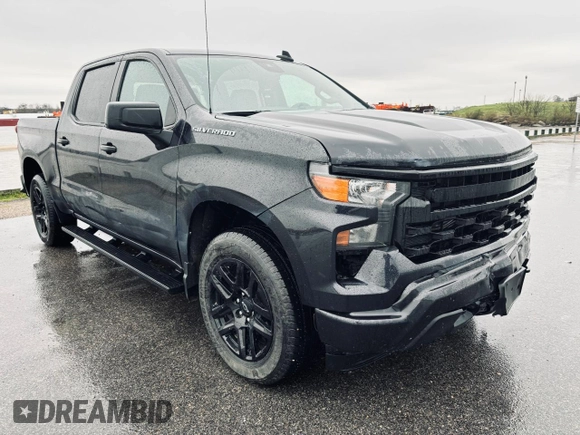 2022 Chevrolet Silverado 1500 Custom with VIN 1GCPABEK7NZ633597, listed as a Copart auction lot 55317005 with 32,531 mi miles and Salvage Title. Bid and sale history available at DreamBid. Image 1.