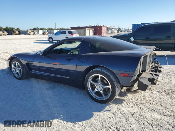 2001 Chevrolet Corvette with VIN 1G1YY22G515114977, listed as a Copart auction lot 82320124 with 71,872 mi miles and Salvage Title. Bid and sale history available at carsss.com. Image 2.