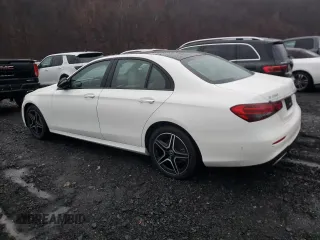 2022 Mercedes-Benz E 350 z VIN W1KZF8EB9NB096369, wystawiony jako Copart lot #84892204 z przebiegiem 28 379 mil mil oraz Szkoda całkowita • Salvage title. Historia ofert i sprzedaży dostępna na DreamBid. Obrazek 2.