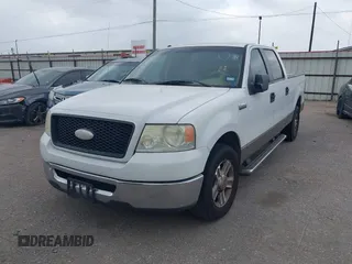 2006 Ford F-150 XLT with VIN 1FTPW12V96FB26374, listed as a IAAI auction lot 41852724 with 206,874 mi miles. Bid and sale history available at carsss.com. Image 2.