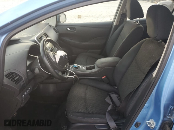 2014 Nissan LEAF SV с VIN 1N4AZ0CP0EC339288, выставлен на аукционе Copart как лот 46235695 с пробегом 85 463 миль миль и Списание • Salvage title. История ставок и продаж доступна на DreamBid. Изображение 7.