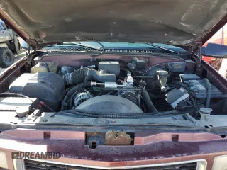 1997 GMC Suburban with VIN 1GKFK16R0VJ739603, listed as a Copart auction lot 48430045 with 195,017 mi miles and Salvage Title. Bid and sale history available at carsss.com. Image 11.