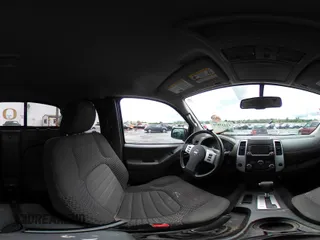 2016 Nissan Frontier SV z VIN 1N6AD0CW8GN762429, wystawiony jako IAAI lot #42233876 z przebiegiem 105 609 mil mil oraz . Historia ofert i sprzedaży dostępna na DreamBid. Obrazek 18.