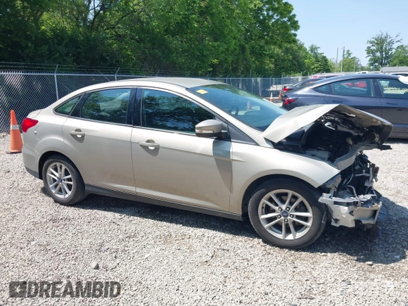 2015 Ford Focus SE z VIN 1FADP3F27FL376151, wystawiony jako IAAI lot #42388275 z przebiegiem 138 947 mil mil oraz . Historia ofert i sprzedaży dostępna na DreamBid. Obrazek 14.