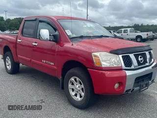 2005 Nissan Titan LE z VIN 1N6AA07B35N537476, wystawiony jako Copart lot #61576665 z przebiegiem 189 000 mil mil oraz Czysty tytuł • Clean title. Historia ofert i sprzedaży dostępna na DreamBid. Obrazek 1.