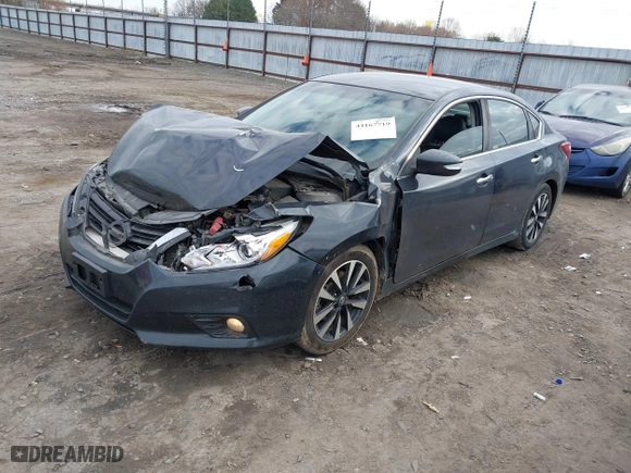 2018 Nissan Altima 2.5 SR with VIN 1N4AL3AP4JC210566, listed as a IAAI auction lot 41167719 with 157,423 mi miles. Bid and sale history available at carsss.com. Image 17.
