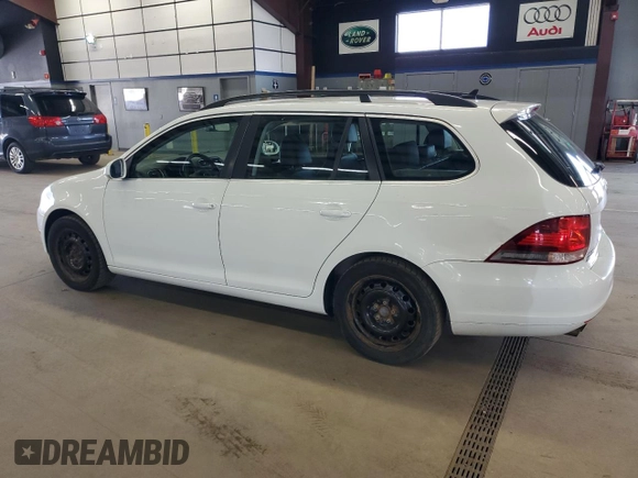 2014 Volkswagen Jetta TDI w/Sunroof & Nav with VIN 3VWPL7AJ3EM611339, listed as a Copart auction lot 54204965 with 142,231 mi miles and Clean title. Bid and sale history available at DreamBid. Image 2.