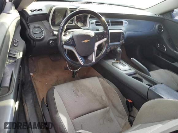 2015 Chevrolet Camaro LT z VIN 2G1FD1E34F9284313, wystawiony jako Copart lot #55575245 z przebiegiem 95 355 mil mil oraz Szkoda całkowita • Salvage title. Historia ofert i sprzedaży dostępna na DreamBid. Obrazek 8.