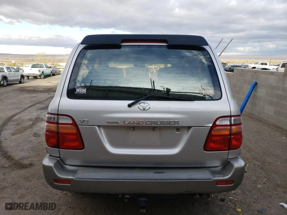 2001 Toyota Land Cruiser with VIN JTEHT05J912005517, listed as a Copart auction lot 50911195 with 273,929 mi miles and Salvage Title. Bid and sale history available at carsss.com. Image 6.