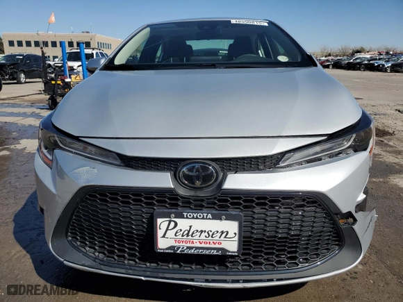 2022 Toyota Corolla LE with VIN JTDEPMAE6N3000528, listed as a Copart auction lot 48590815 with 9,702 mi miles and Salvage Title. Bid and sale history available at carsss.com. Image 5.